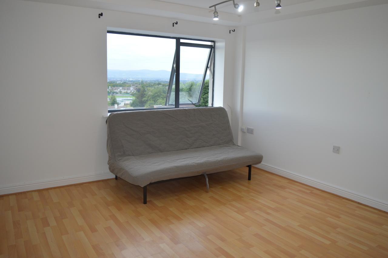 The Sentinel Tower Airport Apartments Ballymun Eksteriør billede