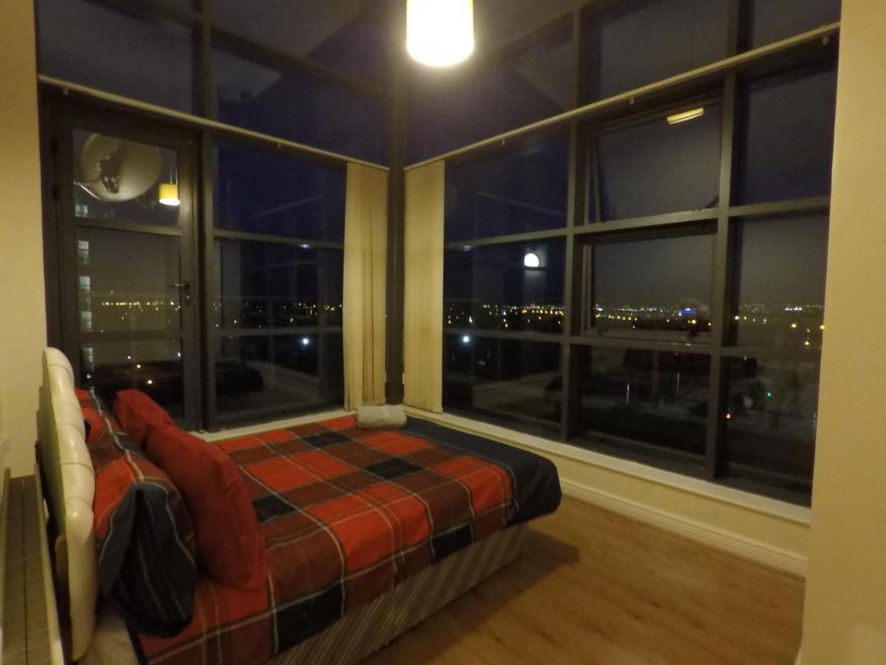 The Sentinel Tower Airport Apartments Ballymun Eksteriør billede